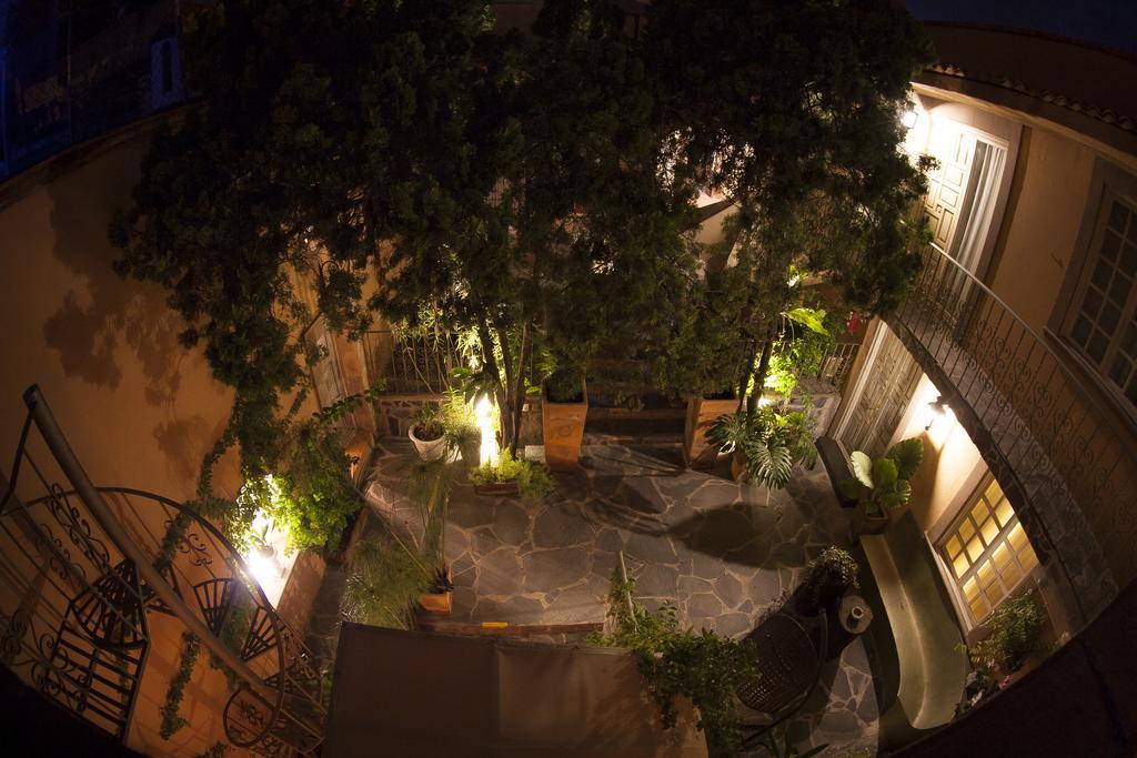 Hotel Fk Альенде Экстерьер фото